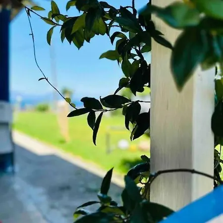 Apartment Anemomylos By The Sea