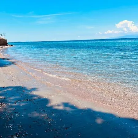 Anemomylos By The Sea